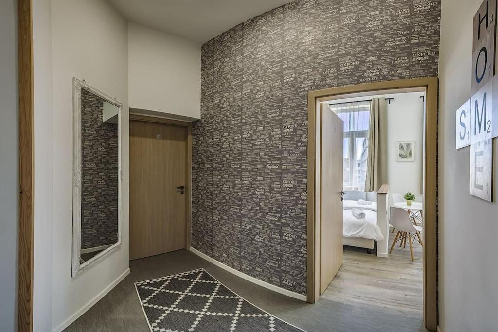 Glam Downtown Apartments Будапеща Екстериор снимка