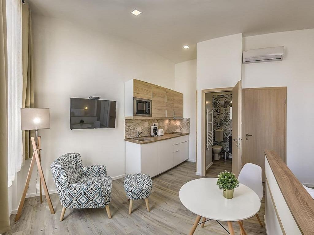 Glam Downtown Apartments Будапеща Екстериор снимка