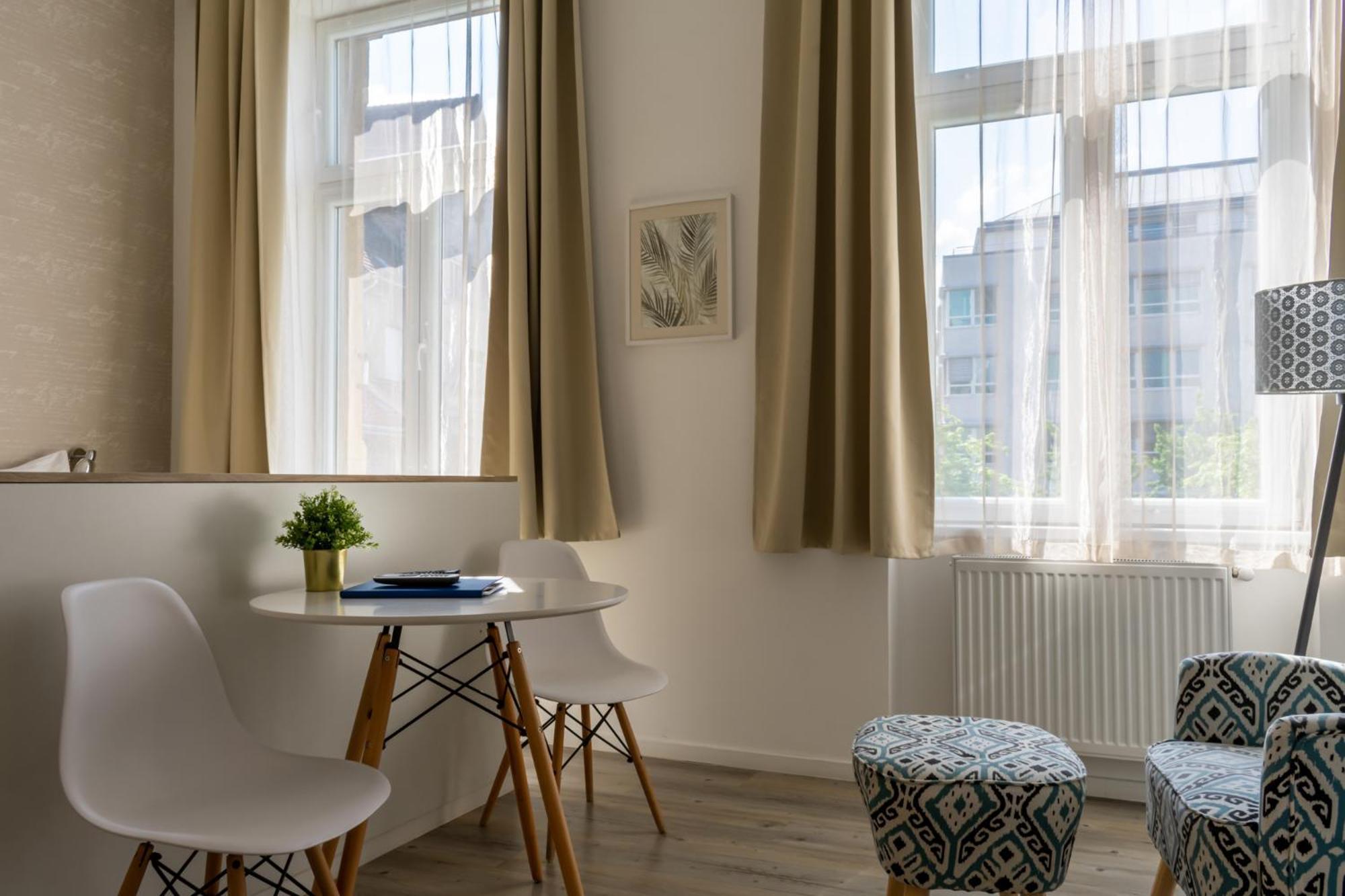 Glam Downtown Apartments Будапеща Екстериор снимка